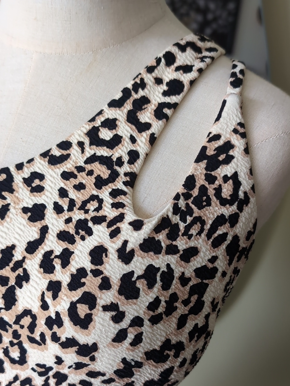 Ibiza Women's Size XL Animal Print One Shoulder One Piece Swimsuit - Picture 3 of 13
